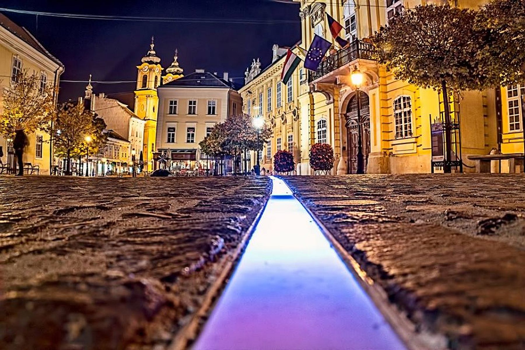 „Habkönnyű nyáresti séta” címmel folytatódnak a Mindigmás városnéző séták